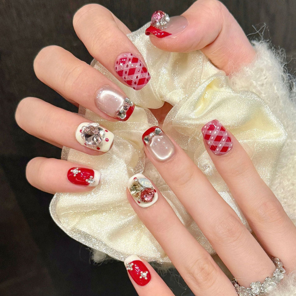 365nails: "Candyland Christmas" – 3D Bow & Plaid Short Square Nails