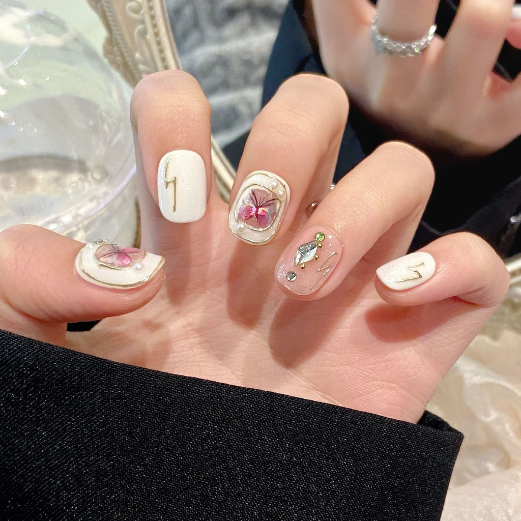 365nails: "Golden Butterfly" – 3D Pearl & Foil Handmade Short Square Nails