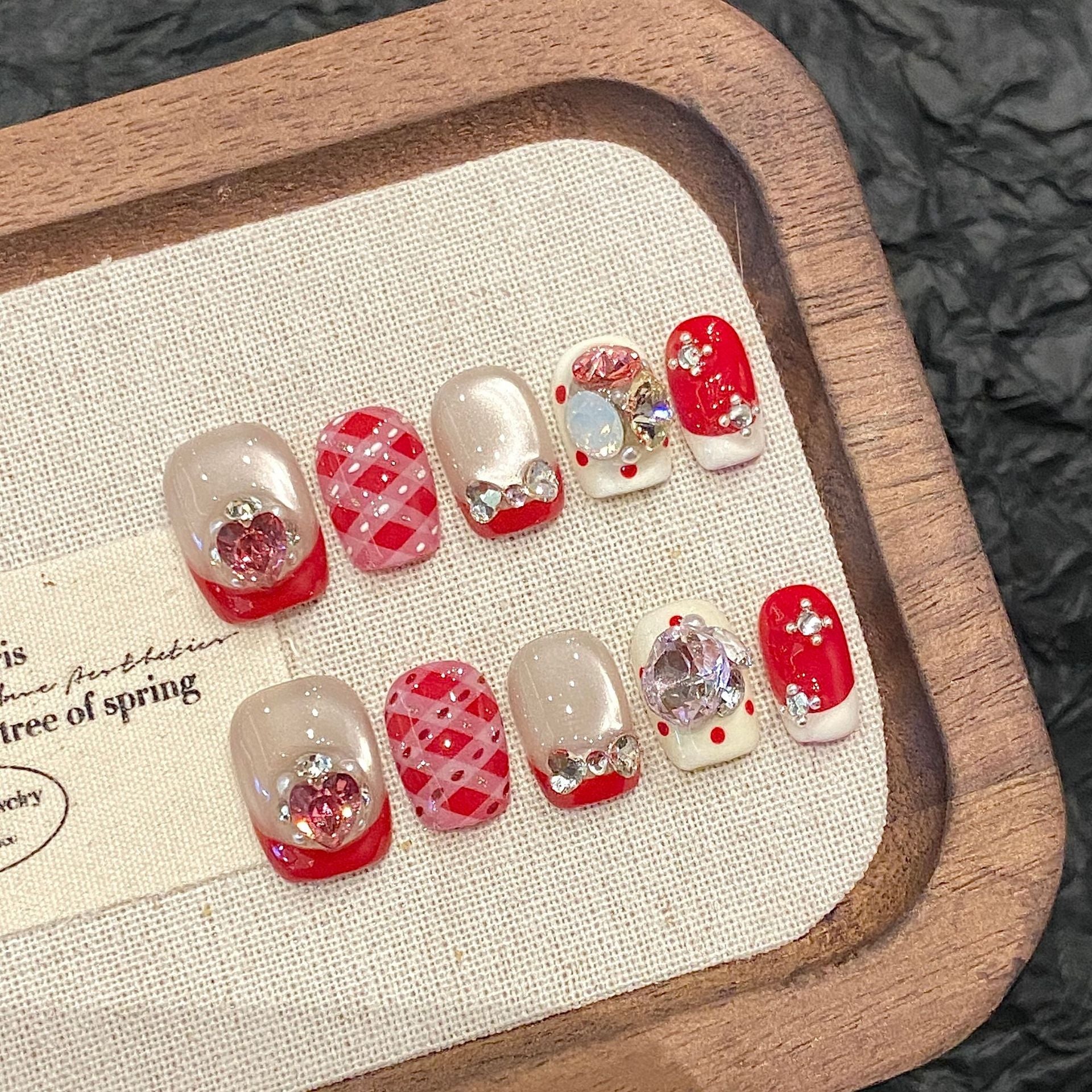 365nails: "Candyland Christmas" – 3D Bow & Plaid Short Square Nails