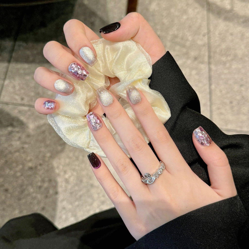 365nails: "Amethyst Dreams" – Magnetic Cat-Eye & Chunky Glitter Handmade Short Almond Nails
