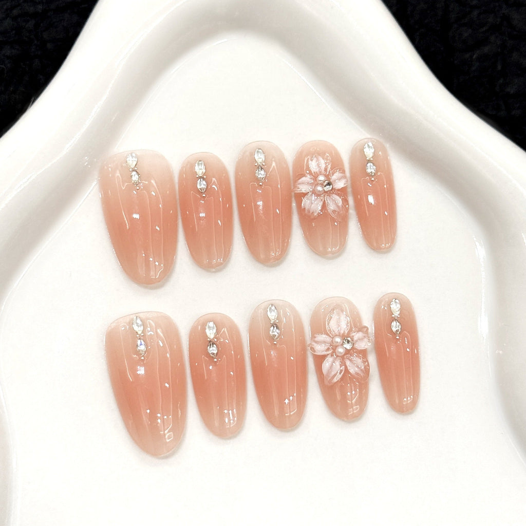 365nails: "Peach Blossom" – Hand-Painted Floral Handmade Short Almond Nails