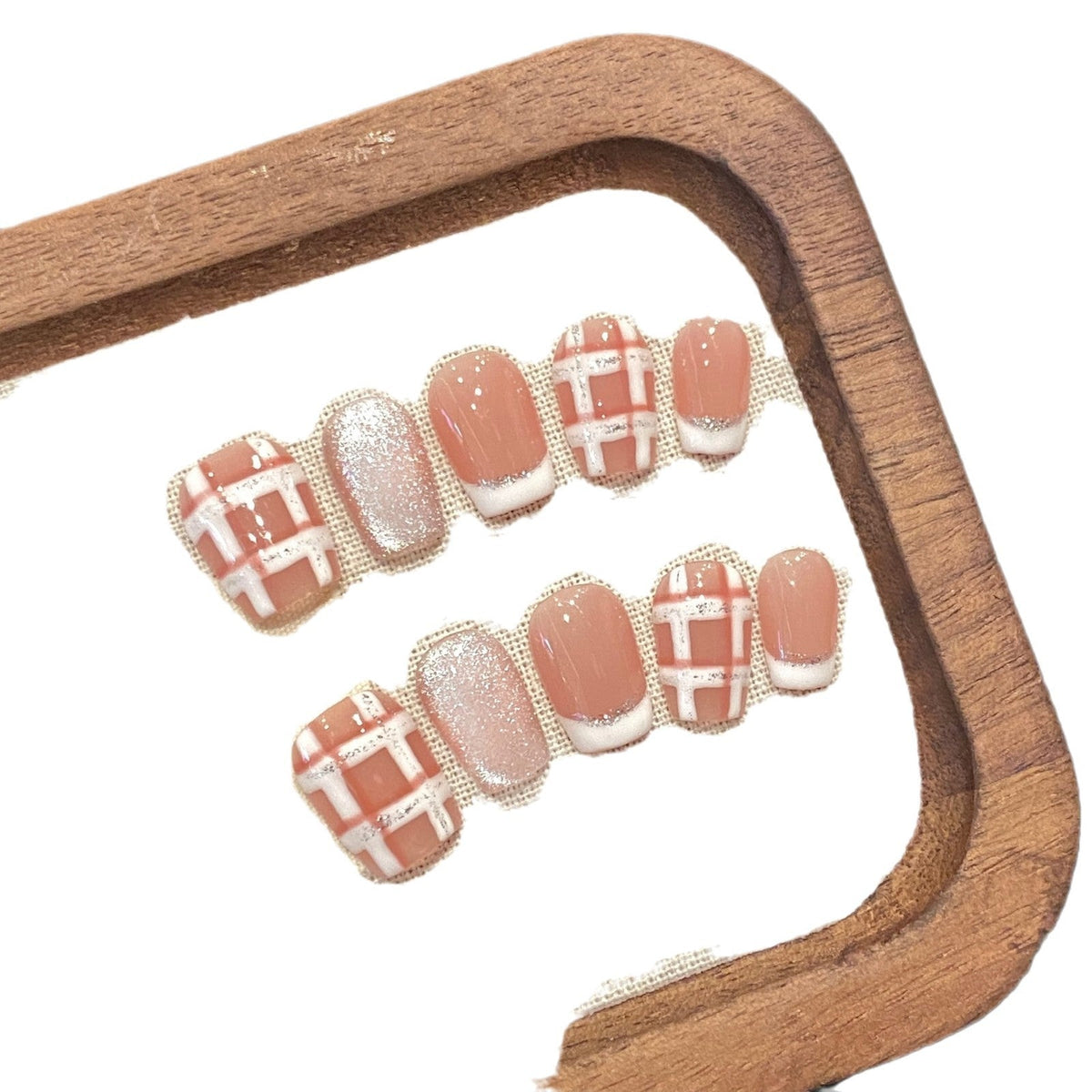 365nails: "Chic Plaid" – Hand-Painted French Tip & Glitter Handmade Square Nails