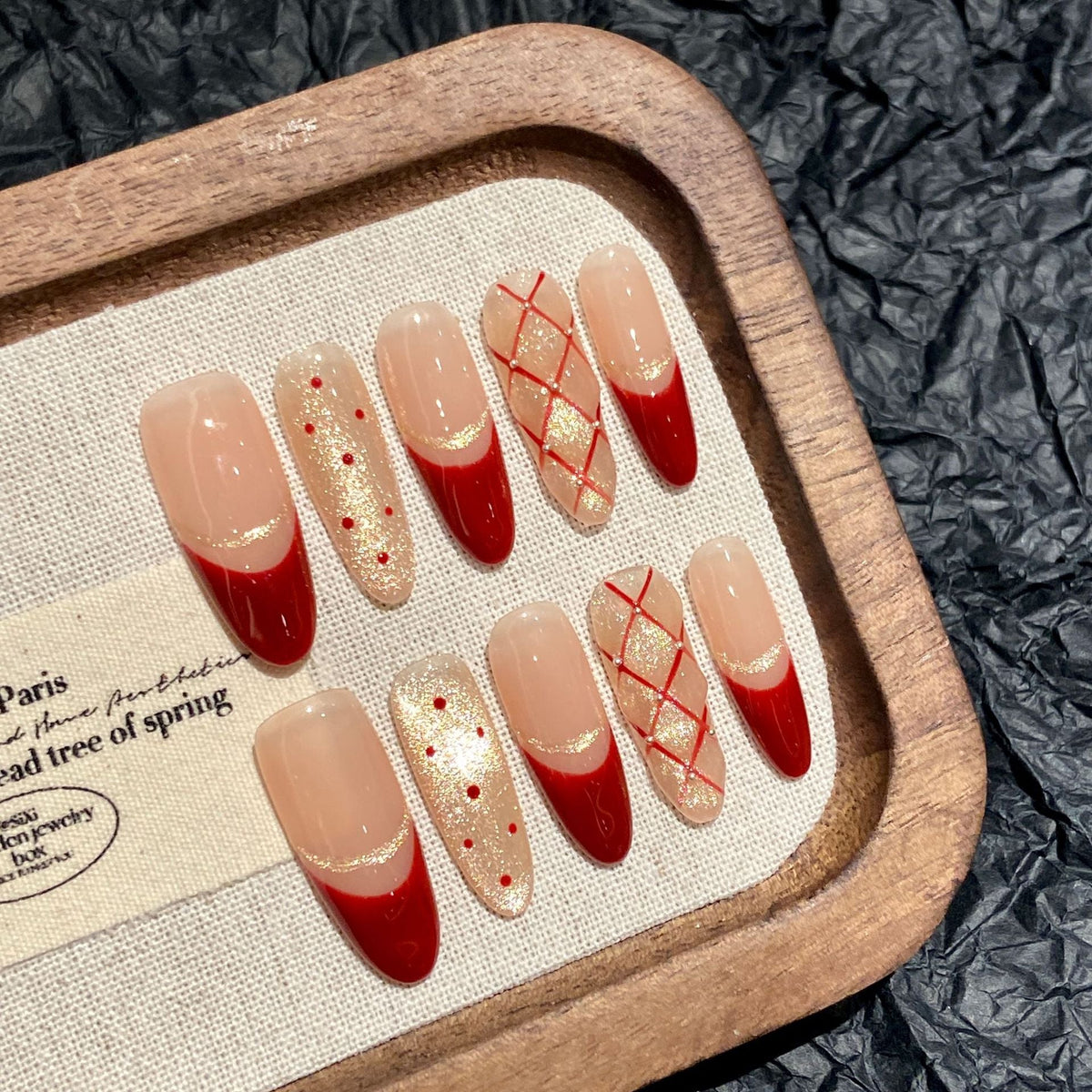365nails: "Parisian Noel" – Red French Tip & Plaid Handmade Short Square Nails