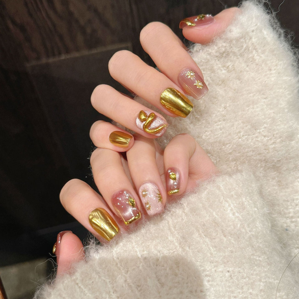 365nails: "Golden Serpent" – 3D Gold Snake & Metallic Handmade Short Square Nails