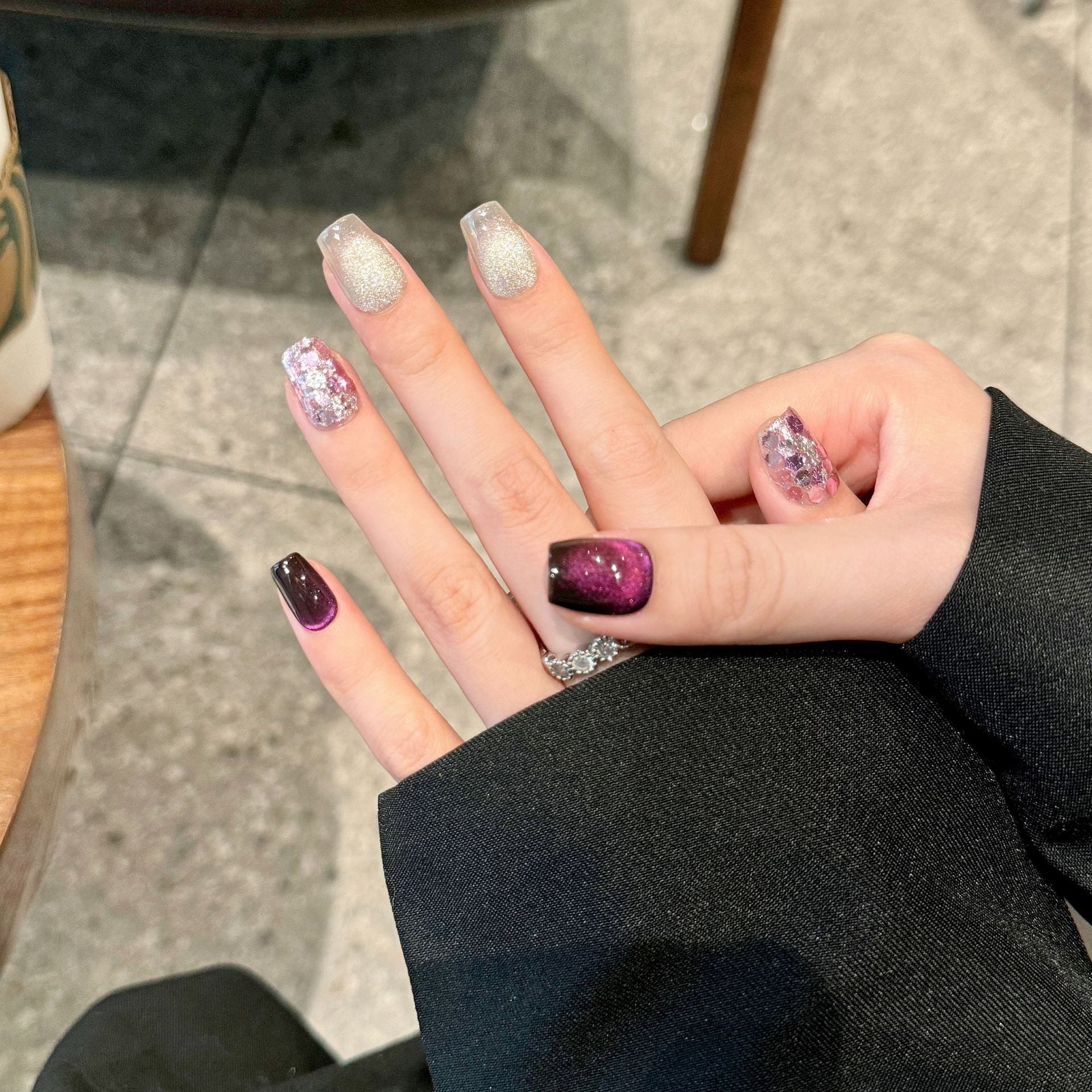 365nails: "Amethyst Dreams" – Magnetic Cat-Eye & Chunky Glitter Handmade Short Almond Nails