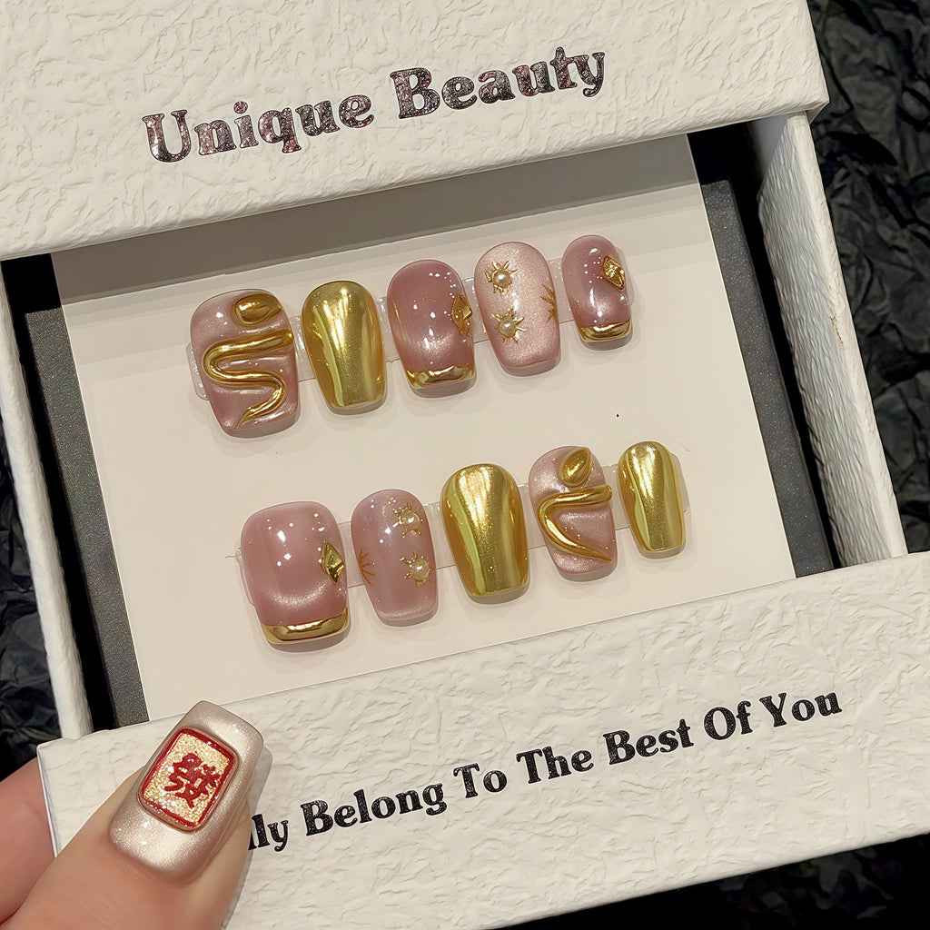 365nails: "Golden Serpent" – 3D Gold Snake & Metallic Handmade Short Square Nails