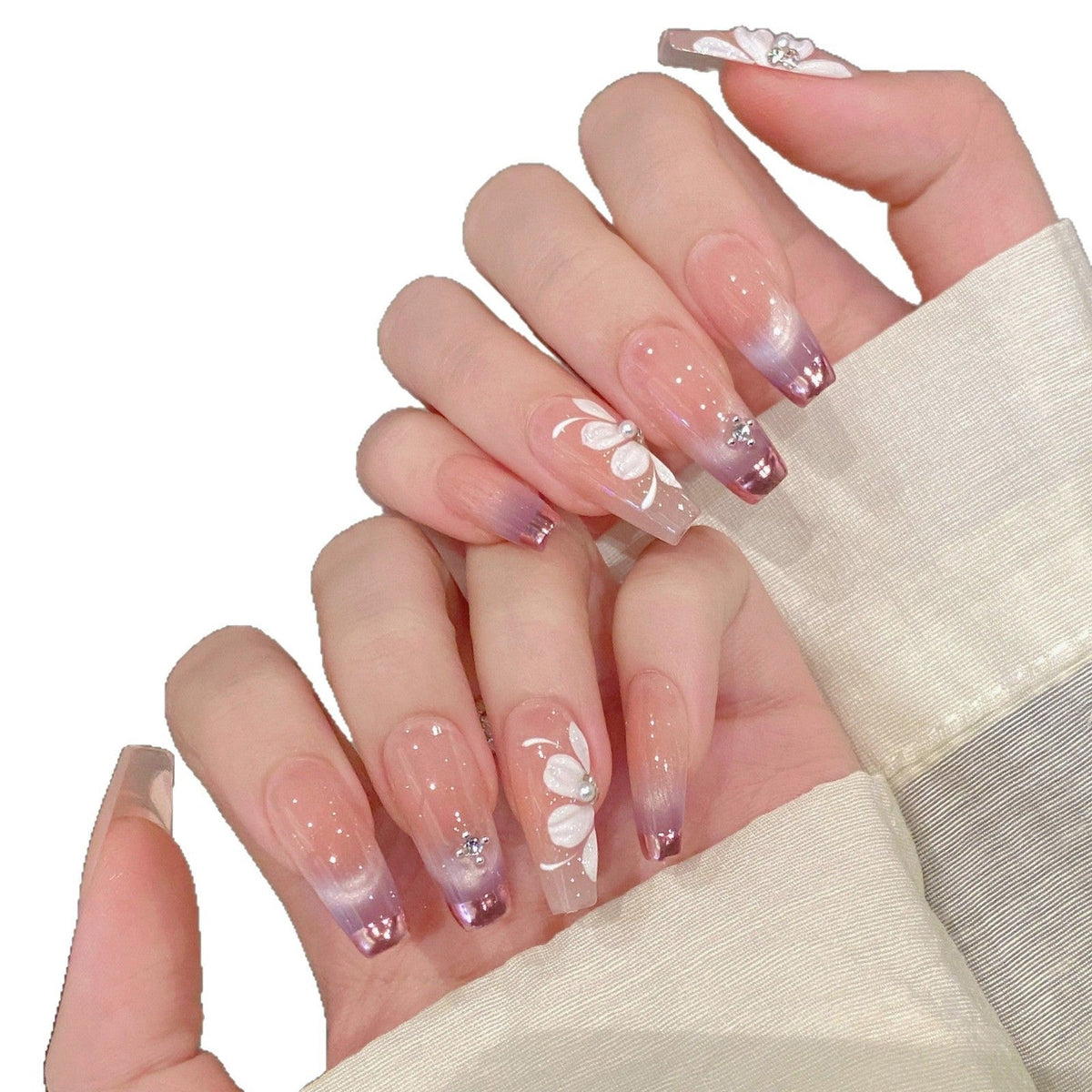 365nails: "Violet Bloom" – Hand-Painted Floral Cat Eye Gradient Square Nails