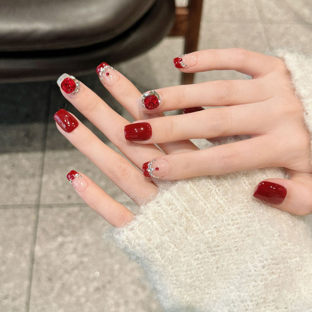 365nails: "Crimson Bloom" – 3D Floral Rhinestone Handmade Short Square Nails
