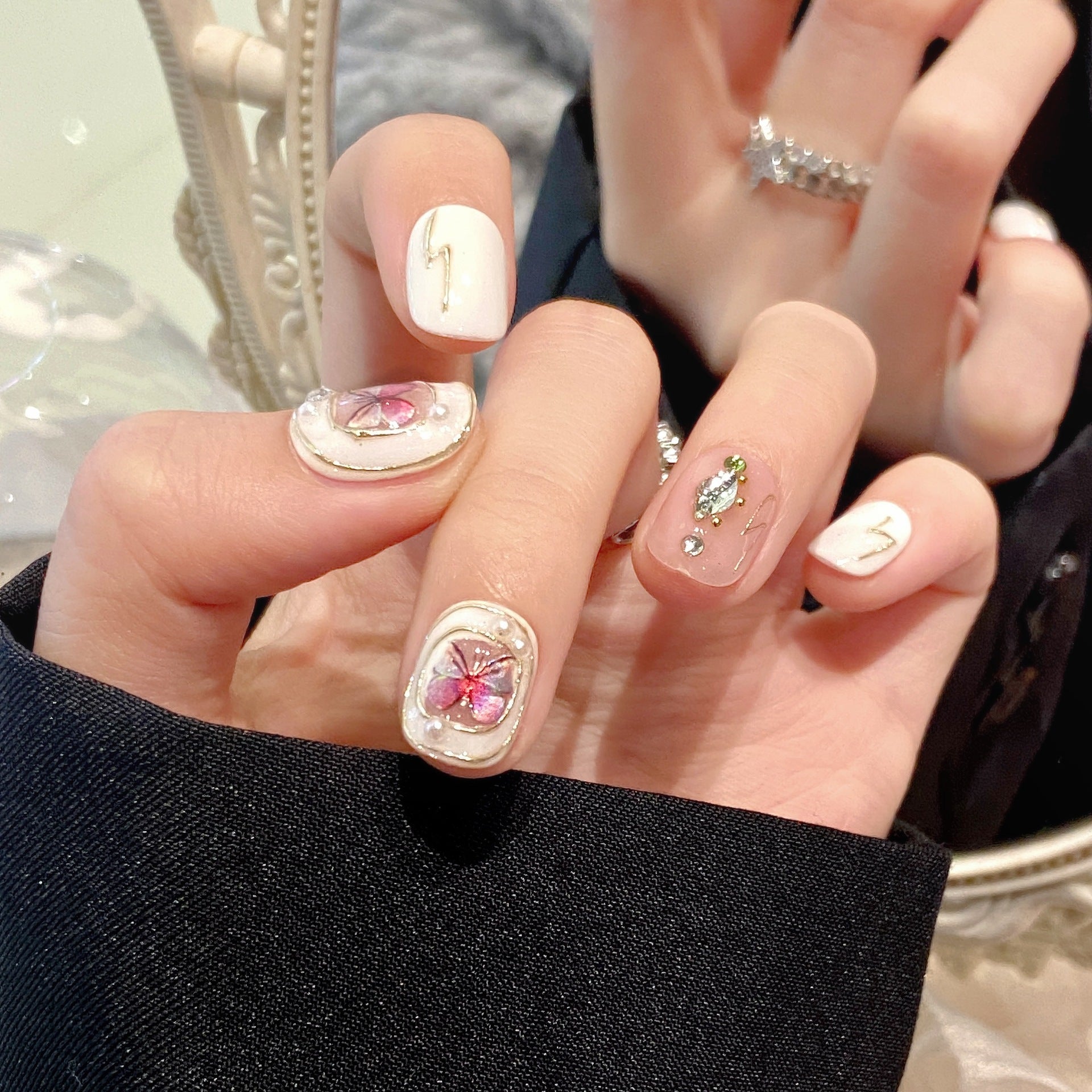 365nails: "Golden Butterfly" – 3D Pearl & Foil Handmade Short Square Nails
