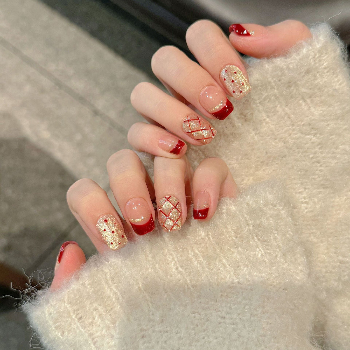 365nails: "Parisian Noel" – Red French Tip & Plaid Handmade Short Square Nails
