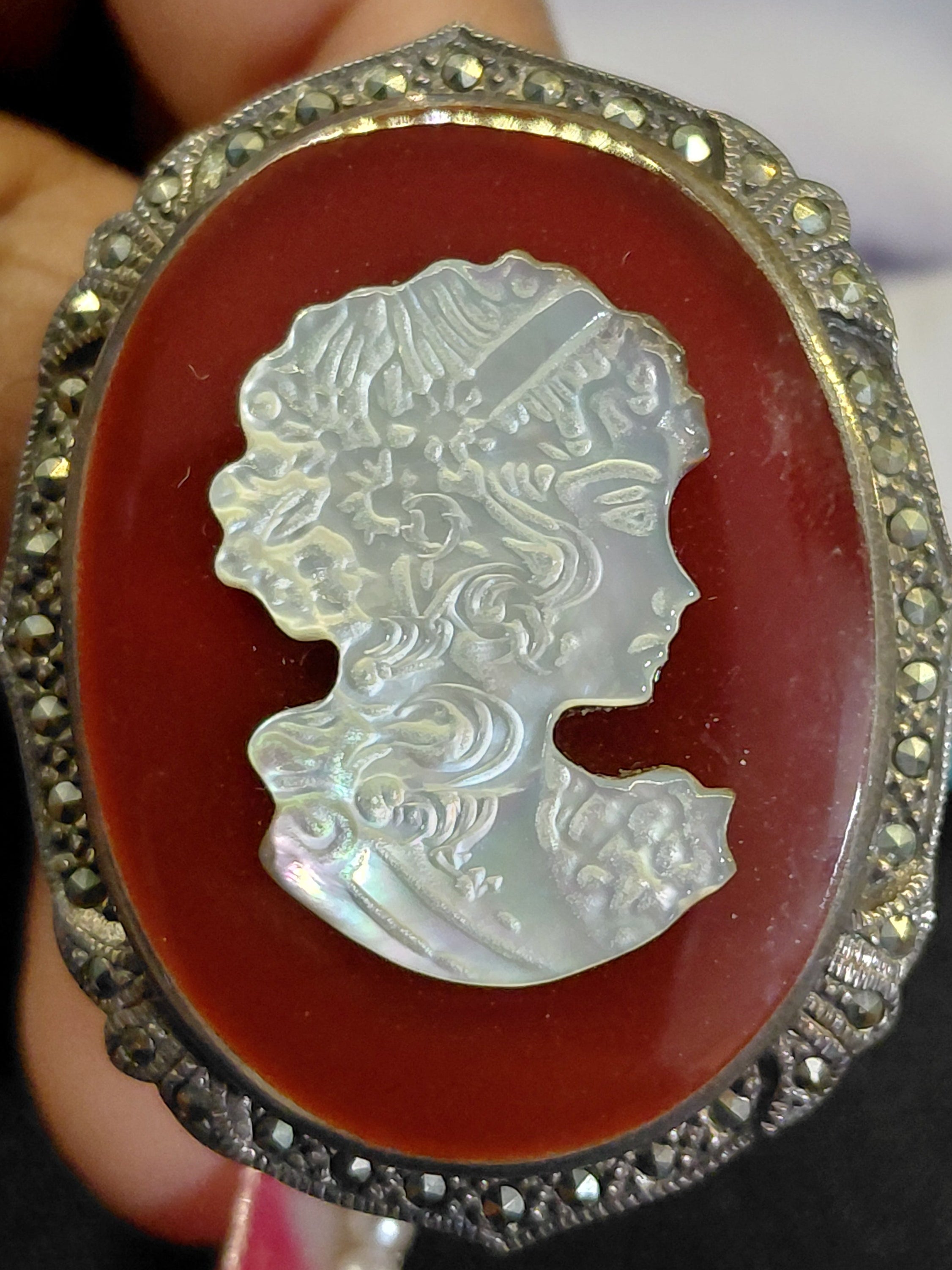 Vintage Mother of Pearl and Malikite 925 Broach